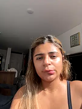 pamell col online show from October 22, 1:43 pm