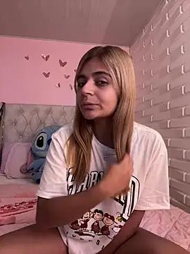 pamell col online show from January 7, 9:25 pm