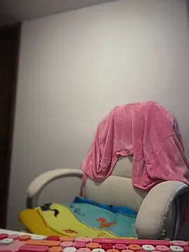 pamell col online show from April 15, 7:58 pm