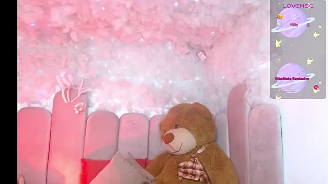 puca ebony online show from February 12, 4:40 pm