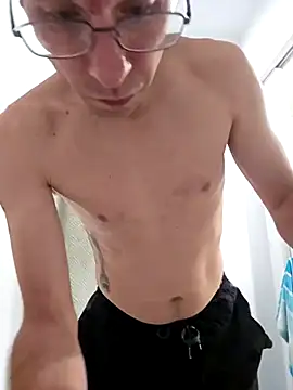 Iliketocooksquirt25 online show from March 11, 3:22 am