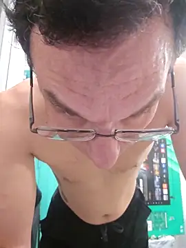 Iliketocooksquirt25 online show from March 4, 5:04 am