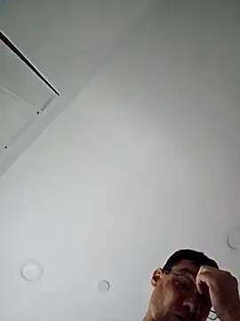 Snapshot of Iliketocooksquirt25 chatting on October 27, 2:56 am Iliketocooksquirt25 online show from October 27, 2:56 am