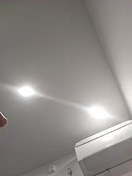 Iliketocooksquirt25 online show from April 13, 4:33 pm