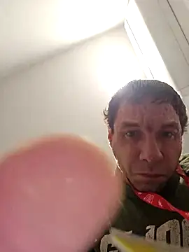 Snapshot of Iliketocooksquirt25 chatting on October 23, 2:10 am Iliketocooksquirt25 online show from October 23, 2:10 am