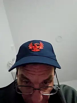 Snapshot of Iliketocooksquirt25 chatting on November 22, 10:19 pm Iliketocooksquirt25 online show from November 22, 10:19 pm