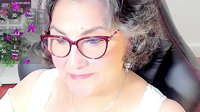 Snapshot of cataleya_mom chatting on October 14, 4:02 am cataleya mom online show from October 14, 4:02 am