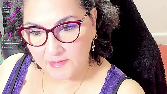 Snapshot of cataleya_mom chatting on November 23, 3:27 am cataleya mom online show from November 23, 3:27 am