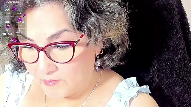 Snapshot of cataleya_mom chatting on November 22, 2:54 am cataleya mom online show from November 22, 2:54 am