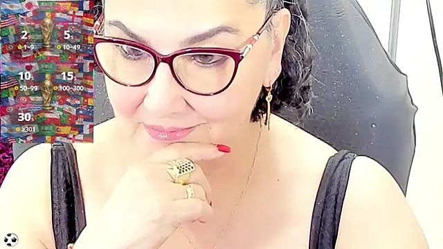 Snapshot of cataleya_mom chatting on June 14, 3:19 am cataleya mom online show from June 14, 3:19 am