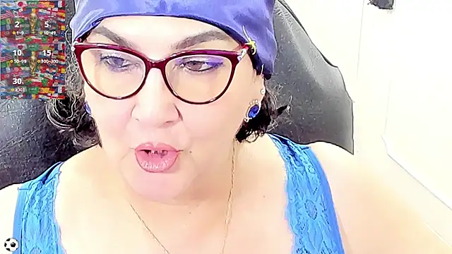 Snapshot of cataleya_mom chatting on June 21, 3:45 am cataleya mom online show from June 21, 3:45 am