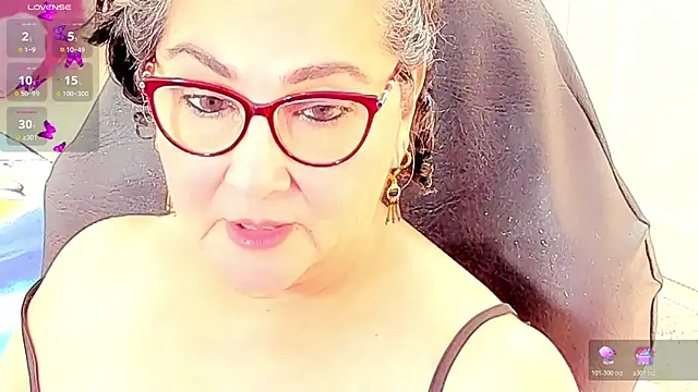 cataleya mom online show from March 31, 8:11 pm