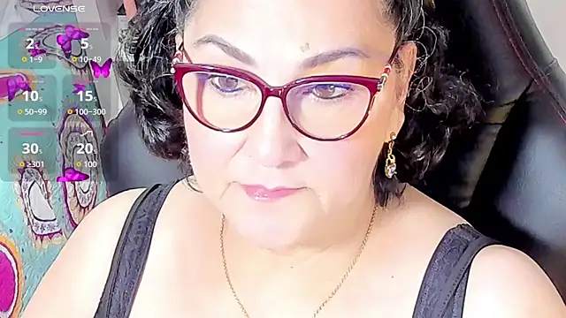 Snapshot of cataleya_mom chatting on October 22, 4:01 am cataleya mom online show from October 22, 4:01 am