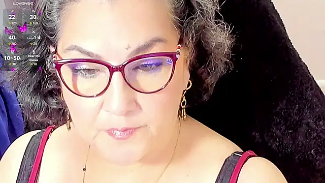 Snapshot of cataleya_mom chatting on November 13, 7:23 am cataleya mom online show from November 13, 7:23 am