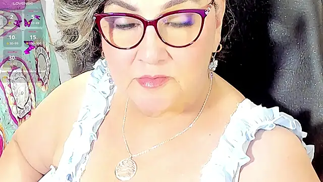 Snapshot of cataleya_mom chatting on February 27, 3:29 am cataleya mom online show from February 27, 3:29 am