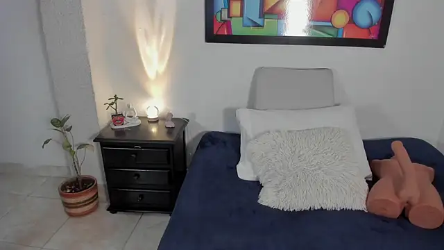 Jessica Herrera  online show from December 16, 10:36 pm