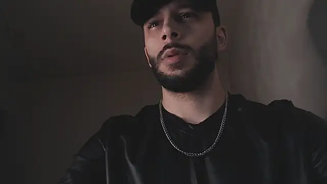 henryaxe online show from February 25, 8:30 pm