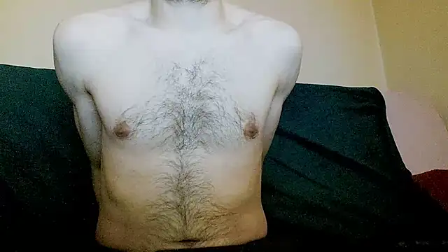 Snapshot of henryaxe chatting on March 3, 12:34 am henryaxe online show from March 3, 12:34 am