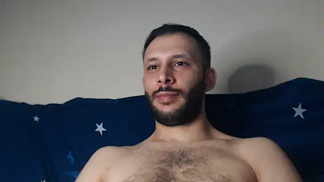 Snapshot of henryaxe chatting on September 9, 8:18 pm henryaxe online show from September 9, 8:18 pm