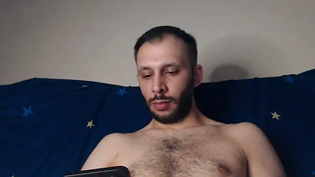 Snapshot of henryaxe chatting on September 8, 11:37 pm henryaxe online show from September 8, 11:37 pm