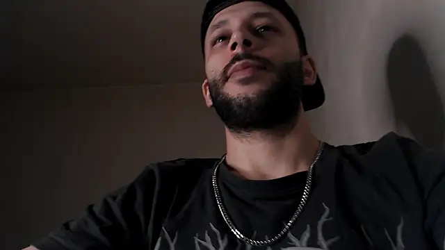 henryaxe online show from April 2, 9:16 am