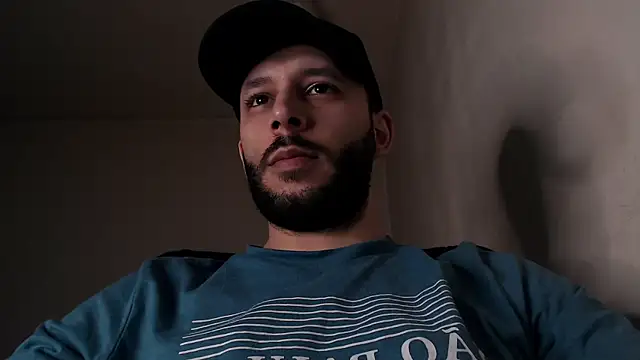 henryaxe online show from April 10, 10:44 am