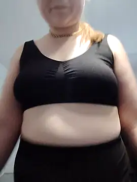 Snapshot of Kiarassecrets chatting on March 30, 5:47 pm Kiarassecrets online show from March 30, 5:47 pm