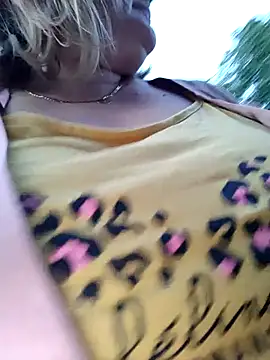 Snapshot of lady_charlyne chatting on September 9, 6:39 pm lady charlyne online show from September 9, 6:39 pm