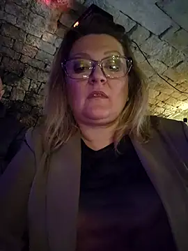 lady charlyne online show from November 7, 8:24 pm