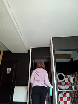 lady charlyne online show from April 2, 12:45 pm