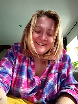 lady charlyne online show from November 27, 9:10 am