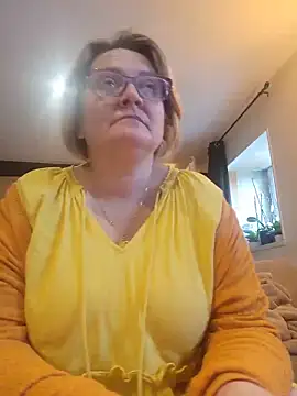 Snapshot of lady_charlyne chatting on May 12, 6:14 pm lady charlyne online show from May 12, 6:14 pm