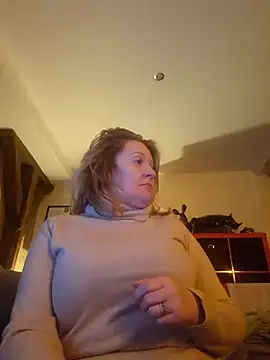 lady charlyne online show from December 2, 6:53 pm