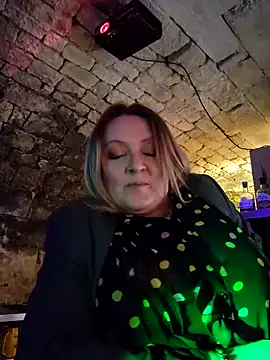 lady charlyne online show from November 21, 8:30 pm