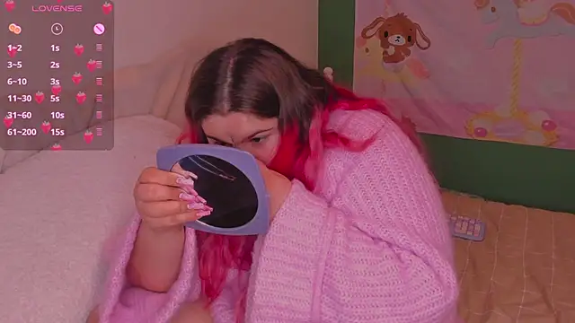 Freakcute  online show from March 5, 10:21 pm