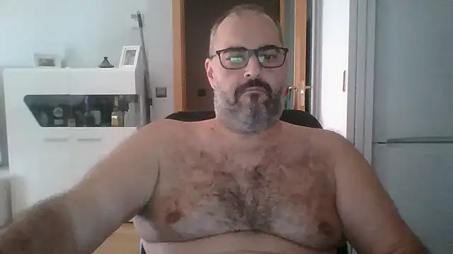 Snapshot of templar2303 chatting on October 22, 2:49 pm templar2303 online show from October 22, 2:49 pm