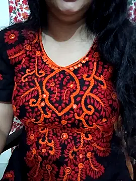 Snapshot of Priya_Boudi chatting on April 30, 6:37 pm Priya Boudi online show from April 30, 6:37 pm