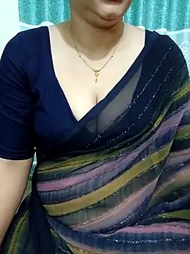 Snapshot of Priya_Boudi chatting on March 15, 5:04 pm Priya Boudi online show from March 15, 5:04 pm