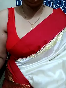 Snapshot of Priya_Boudi chatting on September 29, 6:24 pm Priya Boudi online show from September 29, 6:24 pm