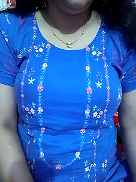 Snapshot of Priya_Boudi chatting on November 15, 6:34 pm Priya Boudi online show from November 15, 6:34 pm