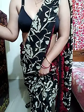 Priya Boudi online show from February 6, 8:05 pm