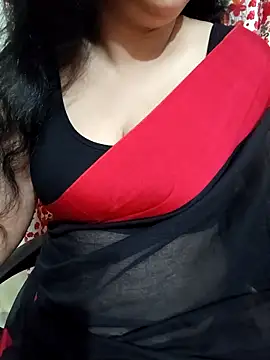Snapshot of Priya_Boudi chatting on April 26, 7:11 pm Priya Boudi online show from April 26, 7:11 pm