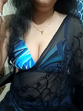 Snapshot of Priya_Boudi chatting on September 23, 6:15 pm Priya Boudi online show from September 23, 6:15 pm