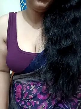 Snapshot of Priya_Boudi chatting on September 25, 6:47 pm Priya Boudi online show from September 25, 6:47 pm