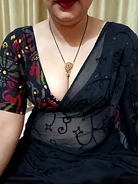 Snapshot of Priya_Boudi chatting on February 20, 4:58 pm Priya Boudi online show from February 20, 4:58 pm