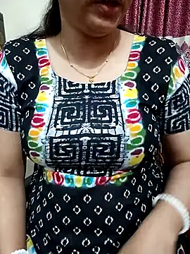 Snapshot of Priya_Boudi chatting on October 10, 6:09 pm Priya Boudi online show from October 10, 6:09 pm