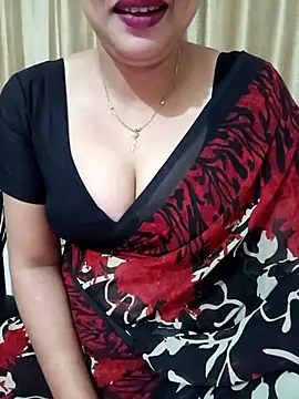 Snapshot of Priya_Boudi chatting on February 18, 5:20 pm Priya Boudi online show from February 18, 5:20 pm