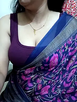 Snapshot of Priya_Boudi chatting on October 14, 6:30 pm Priya Boudi online show from October 14, 6:30 pm