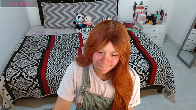 Snapshot of soniafuckboobs chatting on November 11, 12:33 pm soniafuckboobs online show from November 11, 12:33 pm