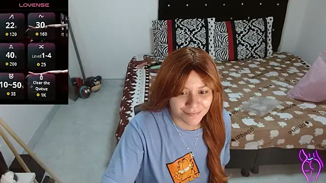 Snapshot of soniafuckboobs chatting on November 24, 12:27 pm soniafuckboobs online show from November 24, 12:27 pm